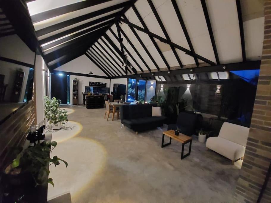 Nordika House - Ideal Fotografia Y Descanso Ferienhaus Medellín